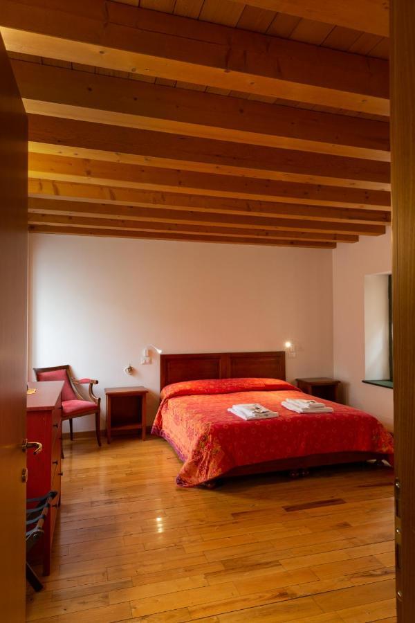 Albergo Diffuso Polcenigo P.Lacchin Eksteriør bilde
